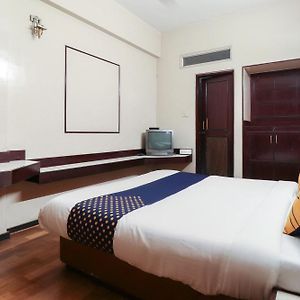 Super Hotel O Archana Inn